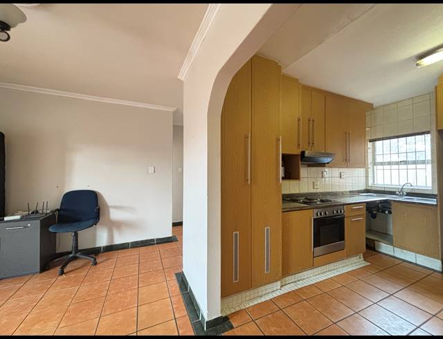 2 BEDROOM APARTMENT TO LET IN MORNINGSIDE
